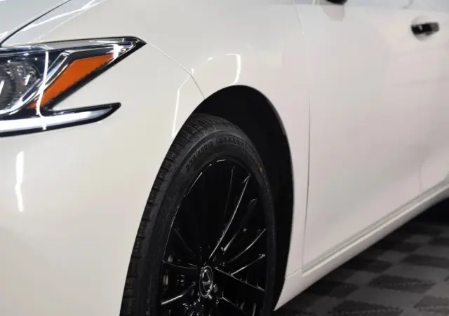 LEXUS ES 300h Business Line