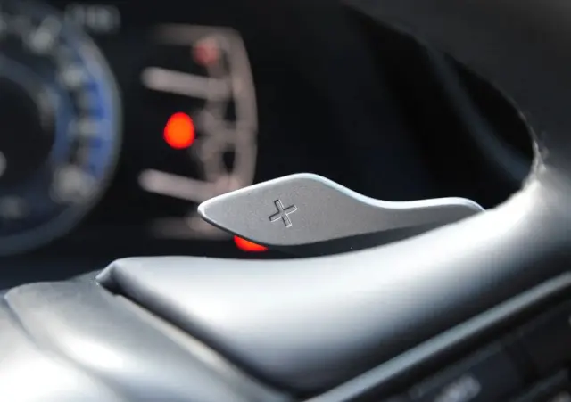 LEXUS ES 300h Business Line