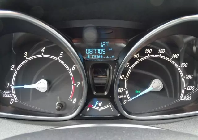 FORD Fiesta 1.0 EcoBoost Titanium ASS