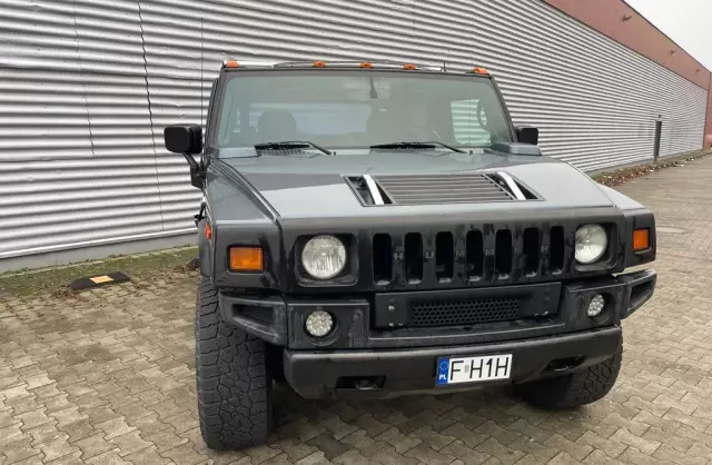 HUMMER H2 