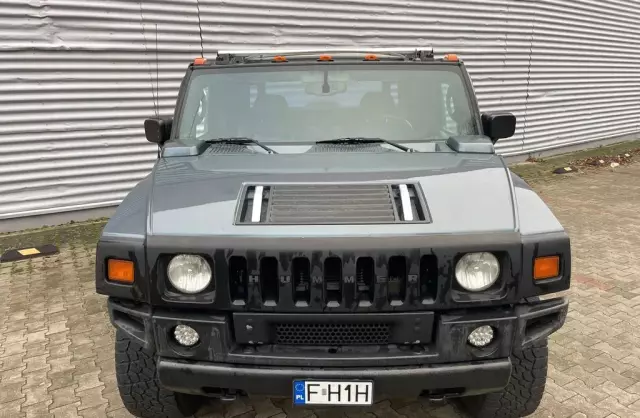 HUMMER H2 