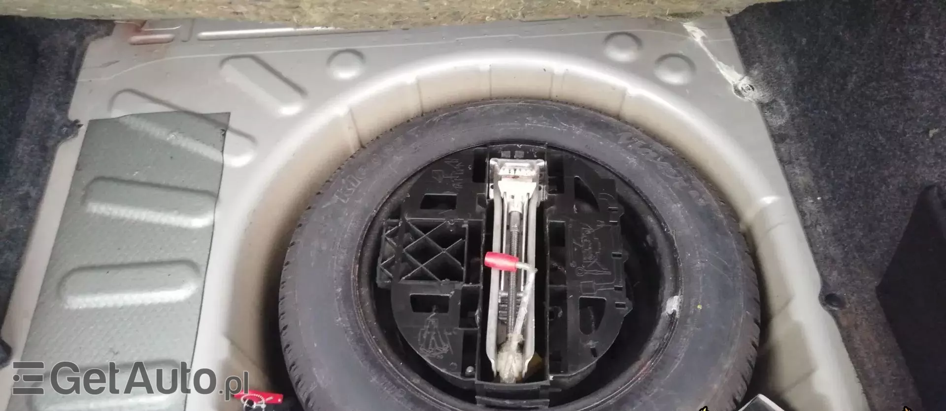 PEUGEOT 307 1.4 (75 KM)