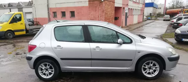 PEUGEOT 307 1.4 (75 KM)