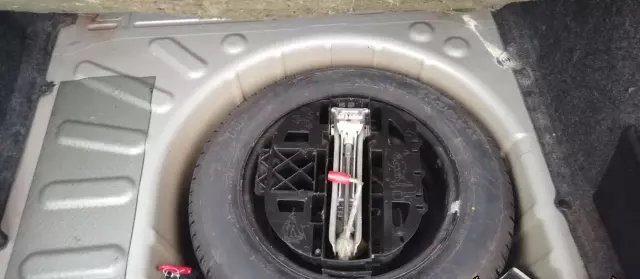 PEUGEOT 307 1.4 (75 KM)