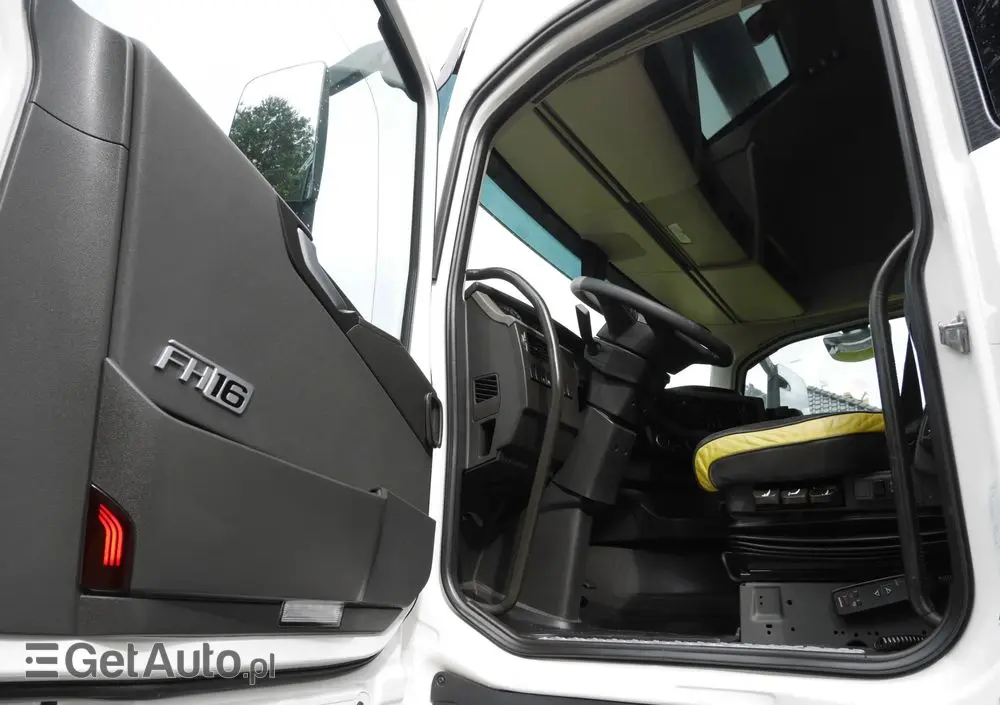 VOLVO FH 16 / 650KM/ XXL / DMC 120 TON/ 6X4/ RETARDER/ STAN IDEALNY 