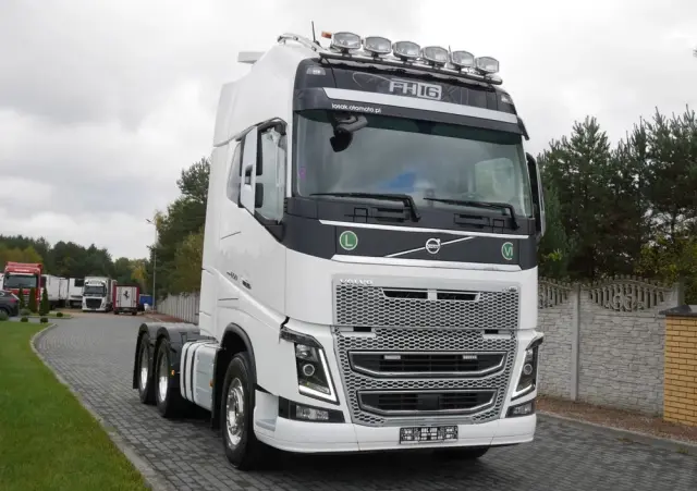 VOLVO FH 16 / 650KM/ XXL / DMC 120 TON/ 6X4/ RETARDER/ STAN IDEALNY 