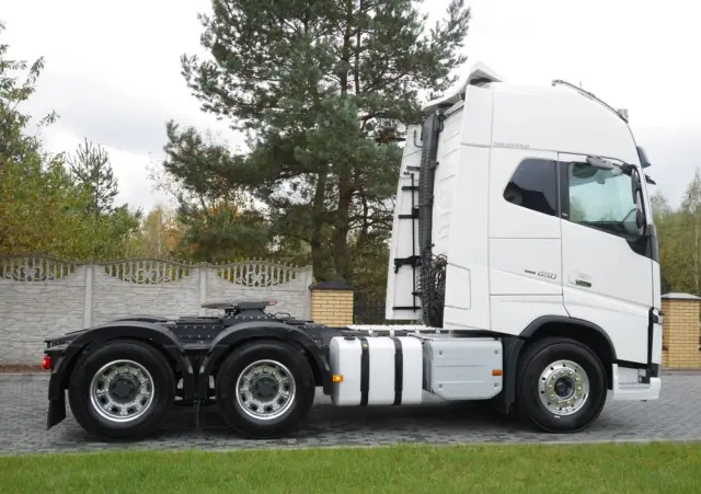 VOLVO FH 16 / 650KM/ XXL / DMC 120 TON/ 6X4/ RETARDER/ STAN IDEALNY 