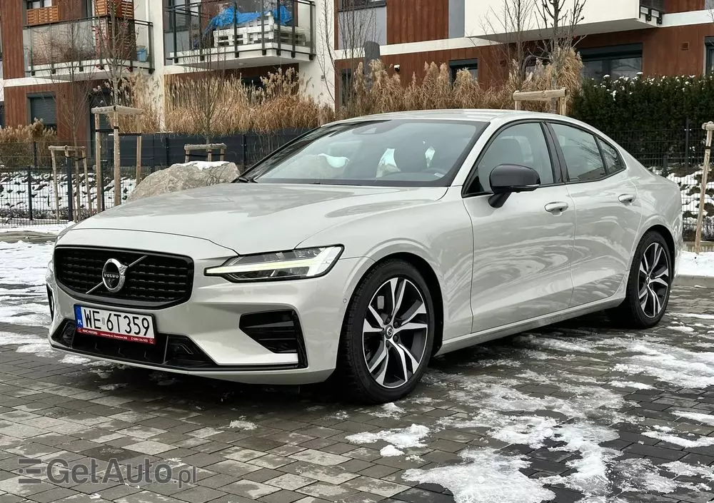 VOLVO S60 B4 B R-Design