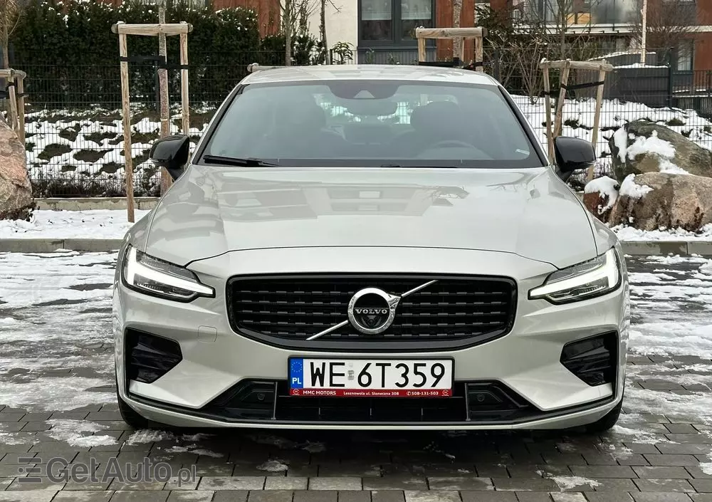 VOLVO S60 B4 B R-Design