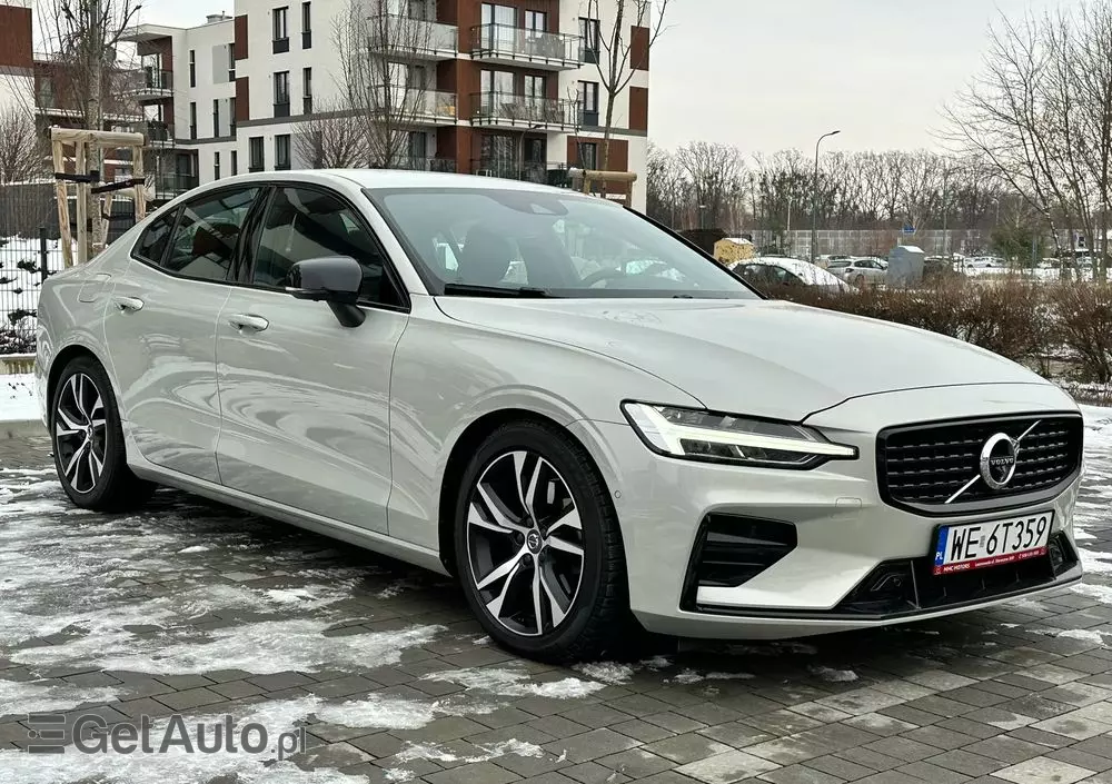 VOLVO S60 B4 B R-Design