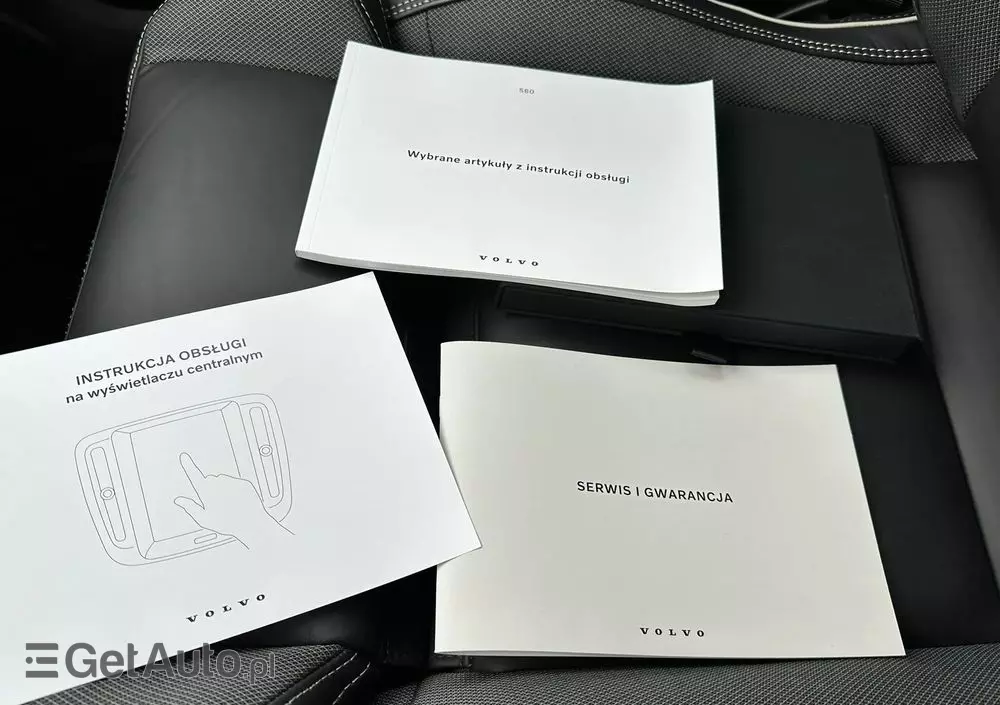 VOLVO S60 B4 B R-Design