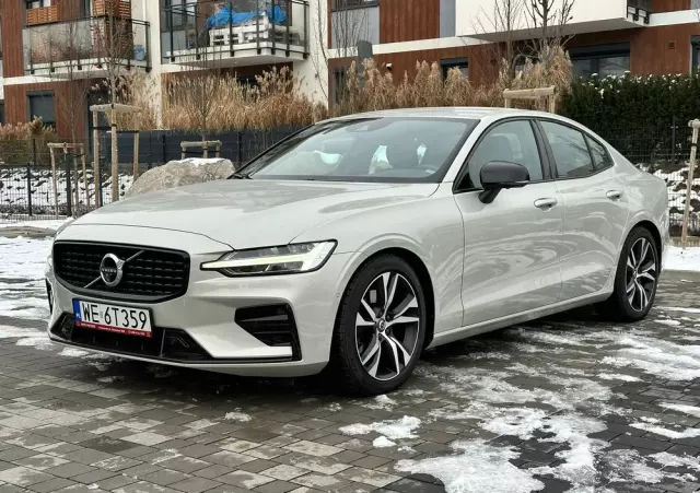 VOLVO S60 B4 B R-Design