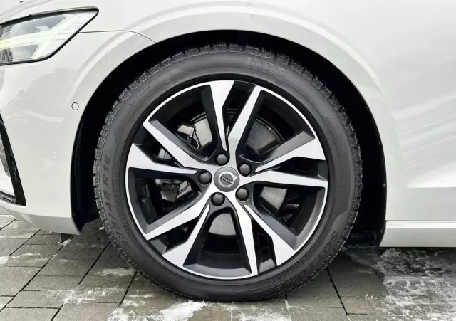 VOLVO S60 B4 B R-Design