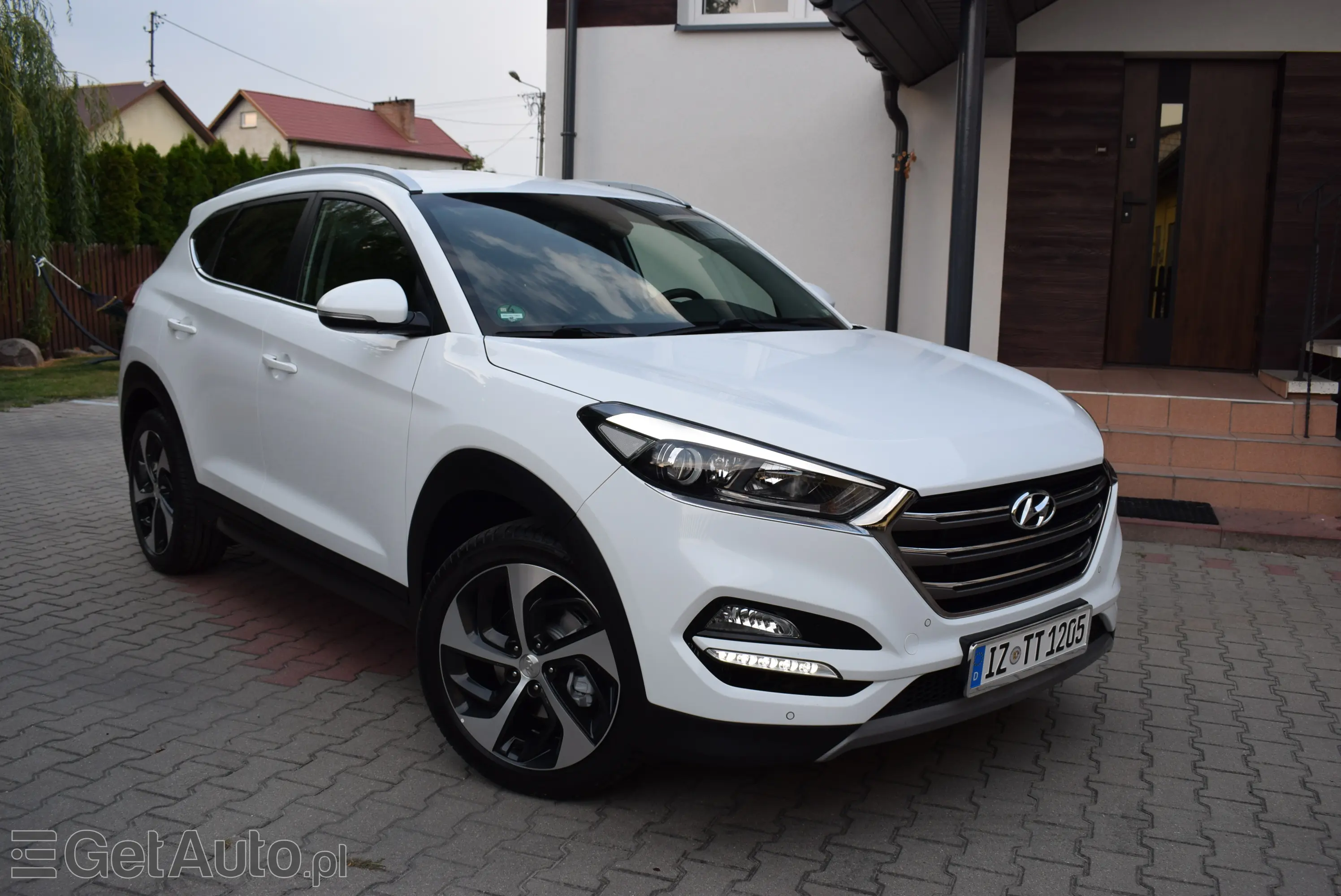 HYUNDAI Tucson 