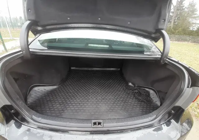 TOYOTA Avensis 2.2 D-CAT Premium