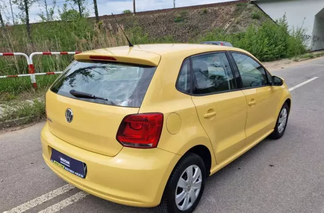 VOLKSWAGEN Polo 1.2 Team
