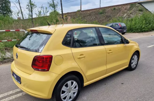 VOLKSWAGEN Polo 1.2 Team