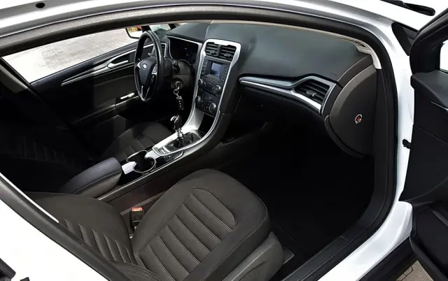 FORD Mondeo 2.0 TDCi Edition