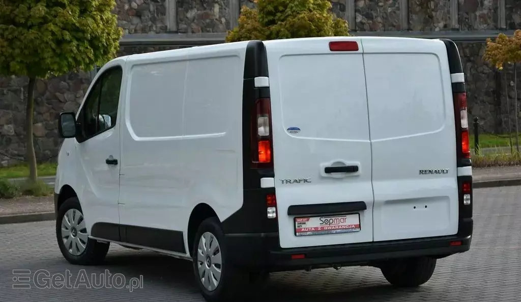 RENAULT Trafic 