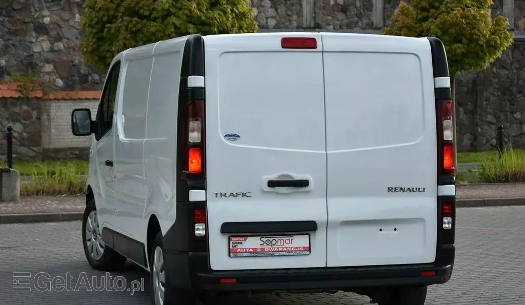 RENAULT Trafic 