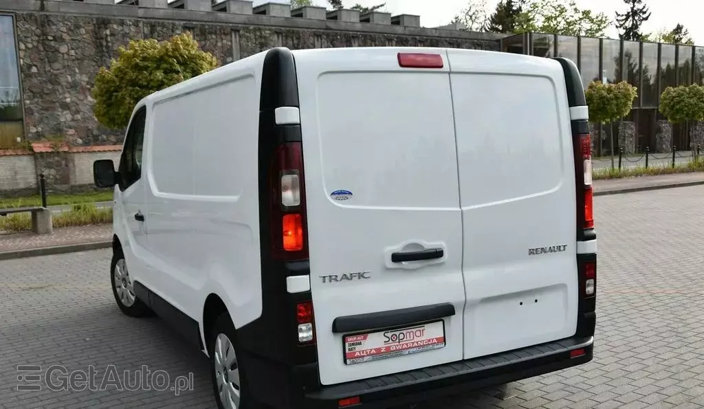 RENAULT Trafic 