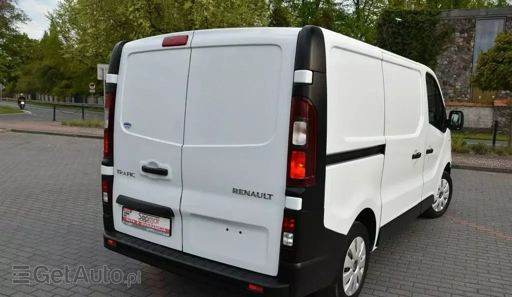 RENAULT Trafic 
