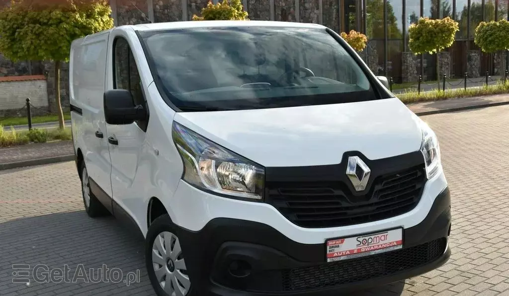 RENAULT Trafic 