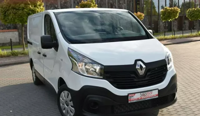 RENAULT Trafic 