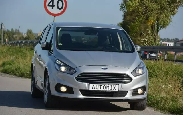 FORD S-Max 2.0 TDCi Titanium PowerShift