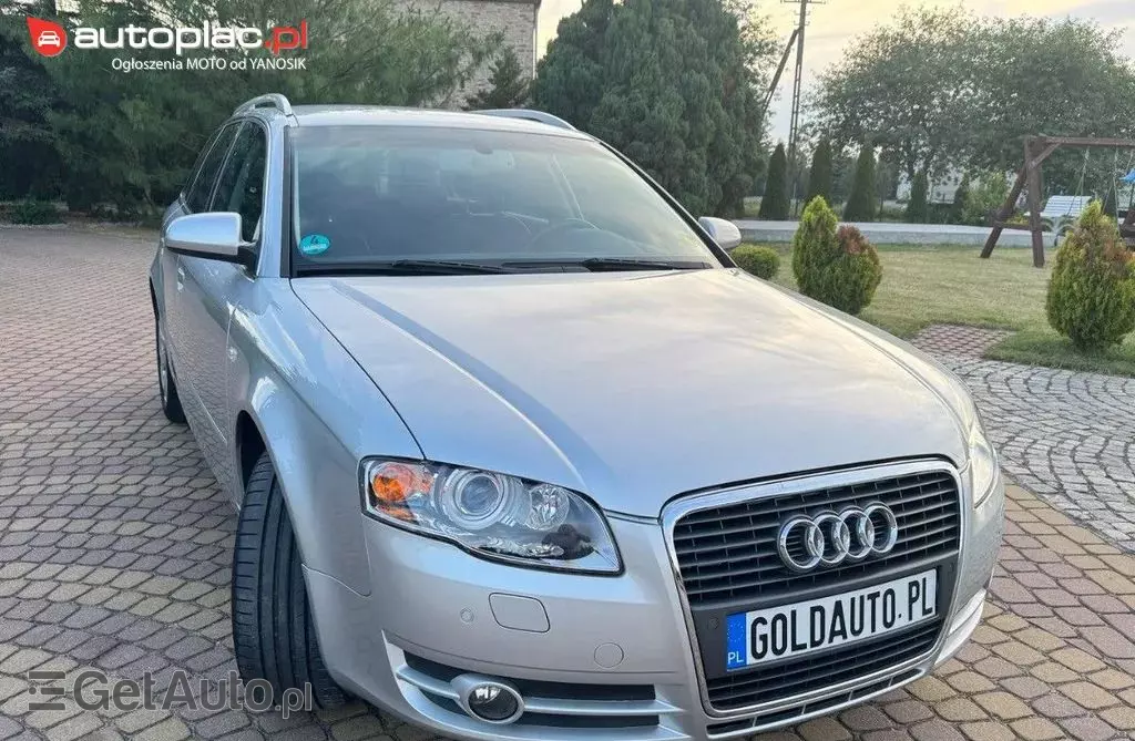 AUDI A4 