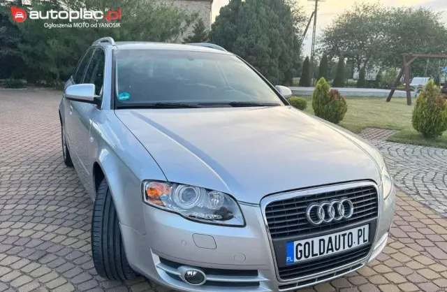 AUDI A4 