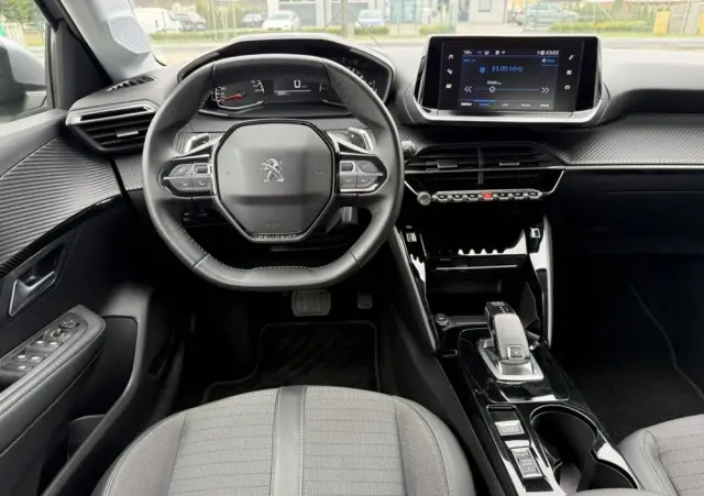 PEUGEOT 208 Hybrid 100 e-DSC6 Style