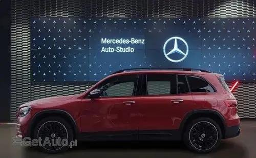 MERCEDES-BENZ GLB 