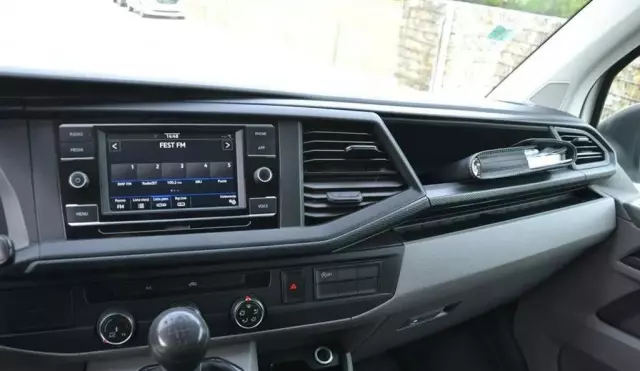 VOLKSWAGEN Transporter 