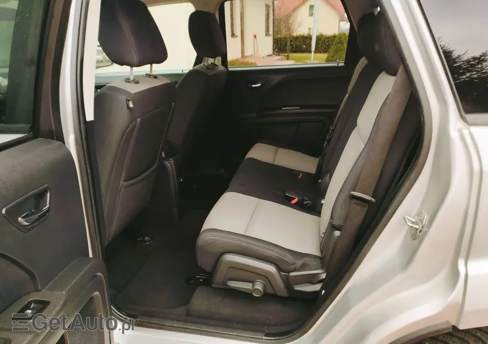DODGE Journey 2.4 SE