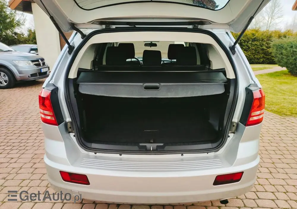 DODGE Journey 2.4 SE