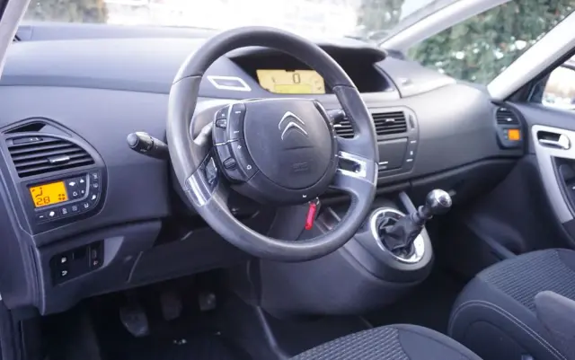 CITROËN C4 Picasso 1.6 HDi Impress Pack