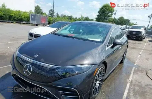 MERCEDES-BENZ EQS 