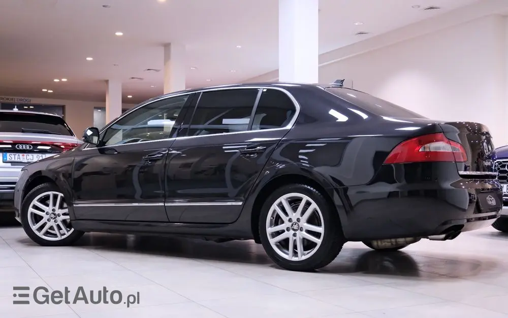 SKODA Superb 1.8 TSI Elegance DSG