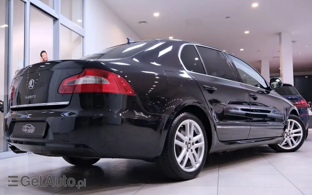SKODA Superb 1.8 TSI Elegance DSG