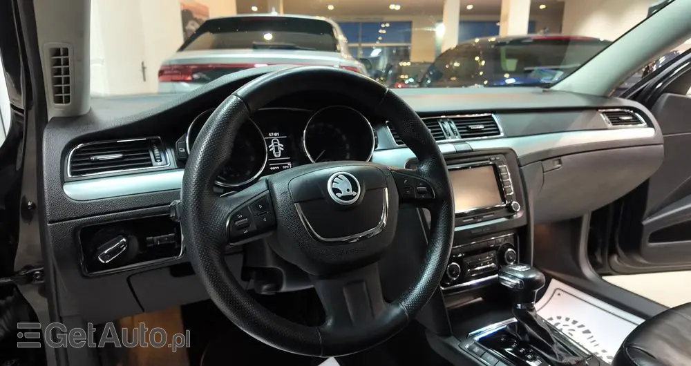 SKODA Superb 1.8 TSI Elegance DSG