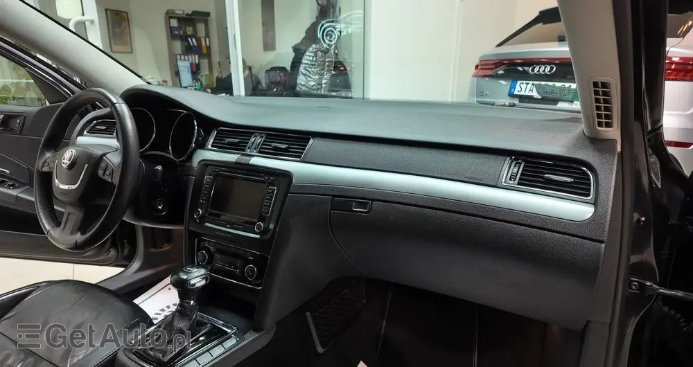 SKODA Superb 1.8 TSI Elegance DSG