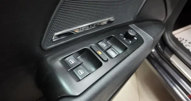 SKODA Superb 1.8 TSI Elegance DSG