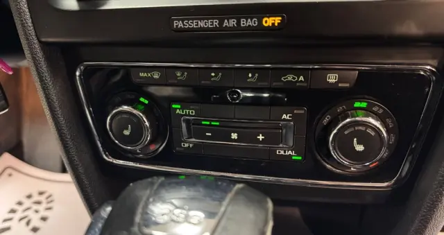 SKODA Superb 1.8 TSI Elegance DSG