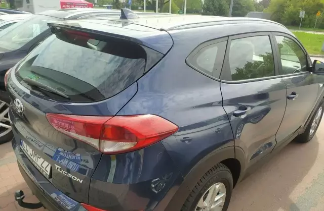 HYUNDAI Tucson 