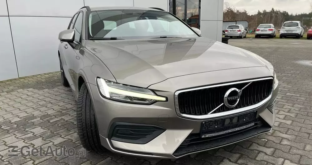 VOLVO V60 D3 Momentum