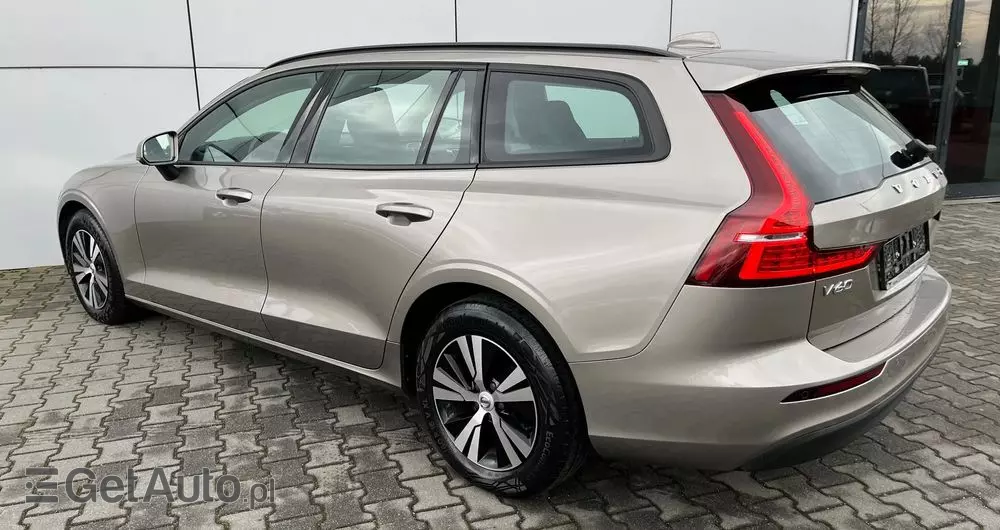 VOLVO V60 D3 Momentum