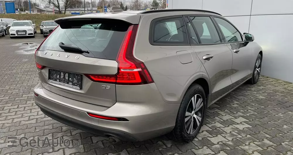 VOLVO V60 D3 Momentum