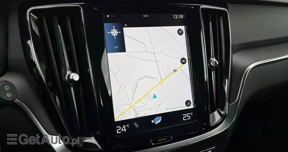 VOLVO V60 D3 Momentum