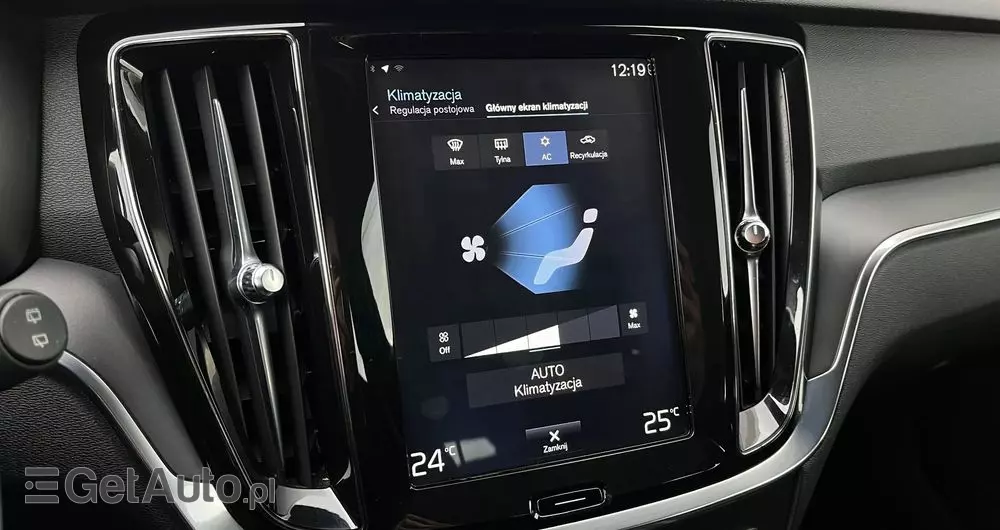 VOLVO V60 D3 Momentum